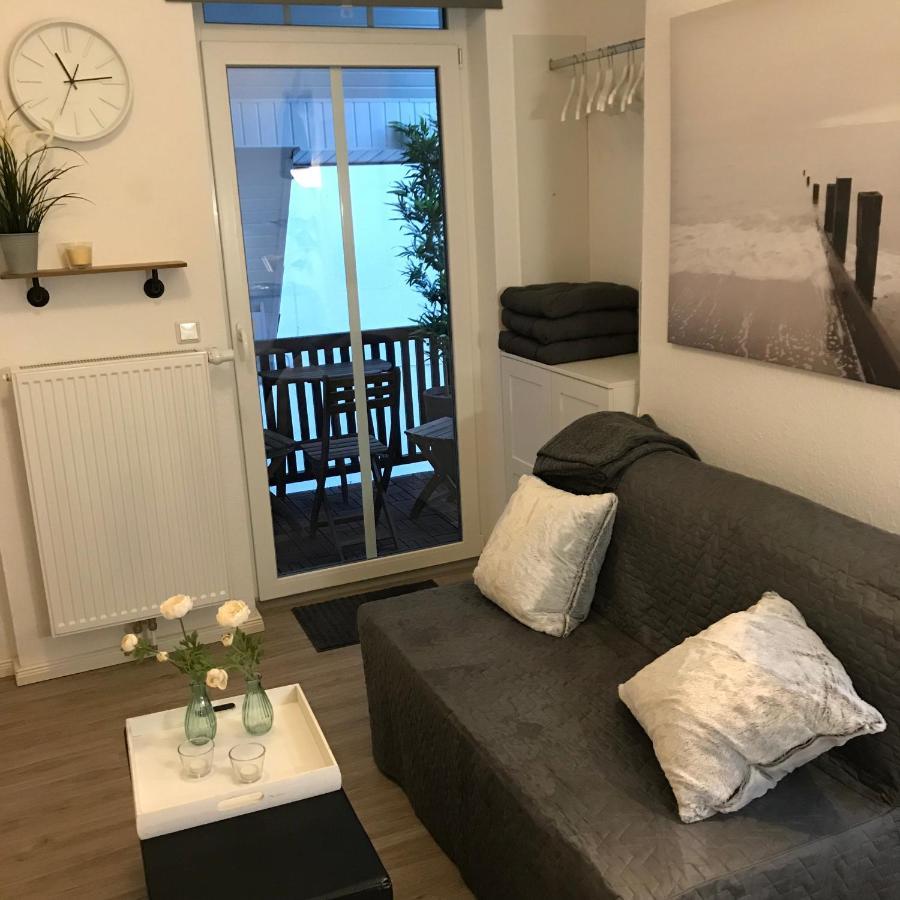 Apartment Am Wall Emden Bagian luar foto